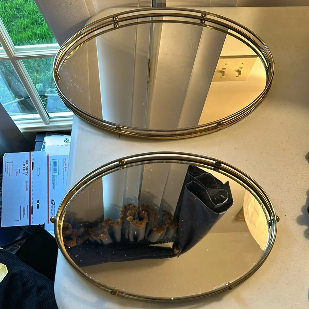 Set of 2 Brass & Mirror Oval Vanity Dresser Mirrored VTG Trays For Bath/Bedromm